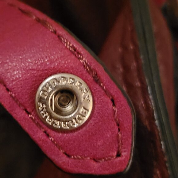 Authentic Burberry Ashby - Picture 7 of 7